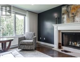205 - 30 FRONT STREET - 9