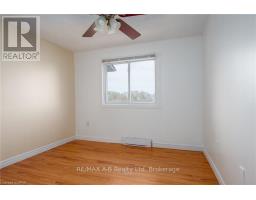 26 DICKENS PLACE - 34