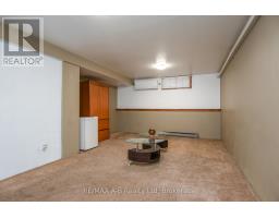 26 DICKENS PLACE - 44