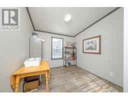 112 MEADOWVIEW LANE - 4