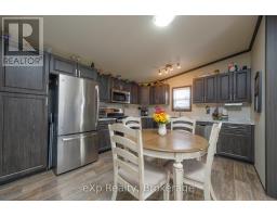 112 MEADOWVIEW LANE - 9