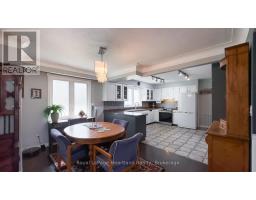 71 RATTENBURY STREET E - 31
