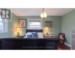 71 RATTENBURY STREET E - 35