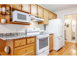 16 - 300 JOHN STREET S - 14