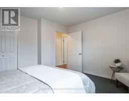 16 - 300 JOHN STREET S - 33