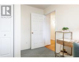 16 - 300 JOHN STREET S - 8