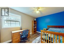 7 HUNT STREET - 17