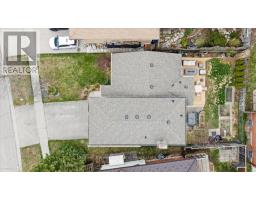 180 SOUTHWOOD DRIVE - 38