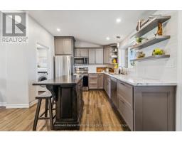 481 QUEEN STREET E - 16