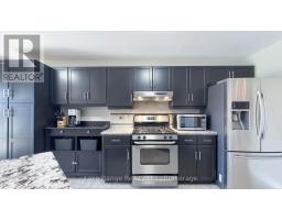 82 SAVANNAH RIDGE DRIVE - 13