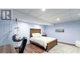 82 SAVANNAH RIDGE DRIVE - 36