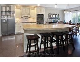 121 WATSON STREET - 17
