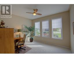 16 STORNOWAY CRESCENT - 21
