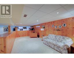 16 STORNOWAY CRESCENT - 27