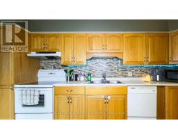 49 WELLINGTON STREET W - 16