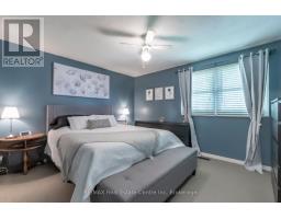 9 - 440 PIONEER DRIVE - 18