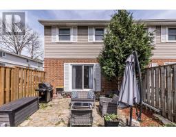 9 - 440 PIONEER DRIVE - 33