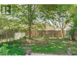71 BRISCOE STREET E - 12