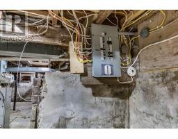 71 BRISCOE STREET E - 18