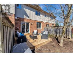 D2 - 12 BRANTWOOD PARK ROAD - 23