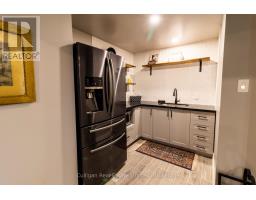 47 - 181 SKYLINE AVENUE - 18
