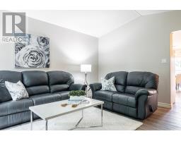 114 KILLORAN CRESCENT - 5