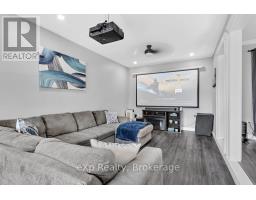 510 MORNINGTON STREET - 12