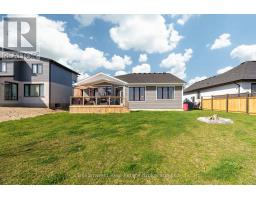 155 MCLEOD STREET - 44