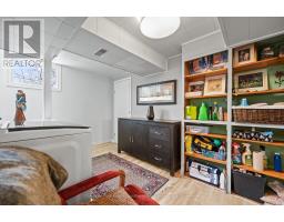 290 LANGFORD PLACE - 33