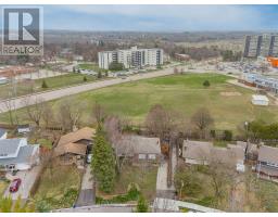 290 LANGFORD PLACE - 43