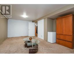 26 DICKENS PLACE - 45
