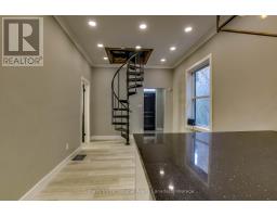 71 BRISCOE STREET E - 9