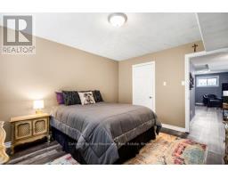 10 FREEMAN STREET - 27