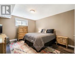 10 FREEMAN STREET - 29