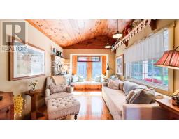 3 DAVID STREET E - 19