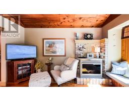 3 DAVID STREET E - 22