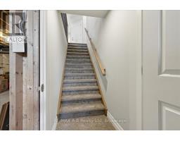 106 RIDGEWOOD CRESCENT - 33