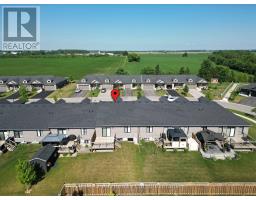 106 RIDGEWOOD CRESCENT - 7