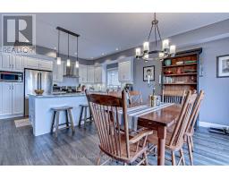 587 HAWTHORNE PLACE - 17