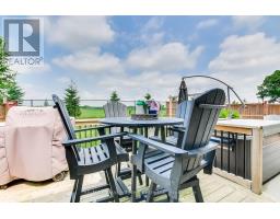 587 HAWTHORNE PLACE - 32
