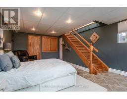 22 MILL STREET E - 32