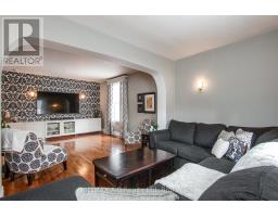 22 MILL STREET E - 9
