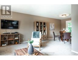 205 GRAFF AVENUE - 4