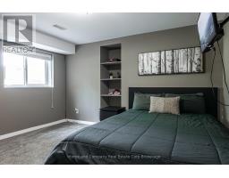 205 GRAFF AVENUE - 42