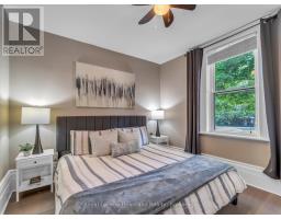 134 WELLINGTON STREET - 21