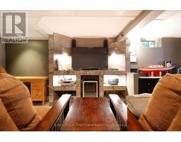 348 DEVON STREET - 32