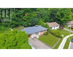 78 VALEWOOD PLACE - 2