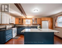 156 RICHMOND STREET - 13