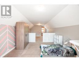 156 RICHMOND STREET - 25