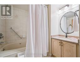 506 - 237 KING STREET W - 28
